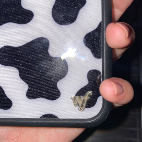 Wildflower IPhone 11 moo moo case - Picture 2 of 4